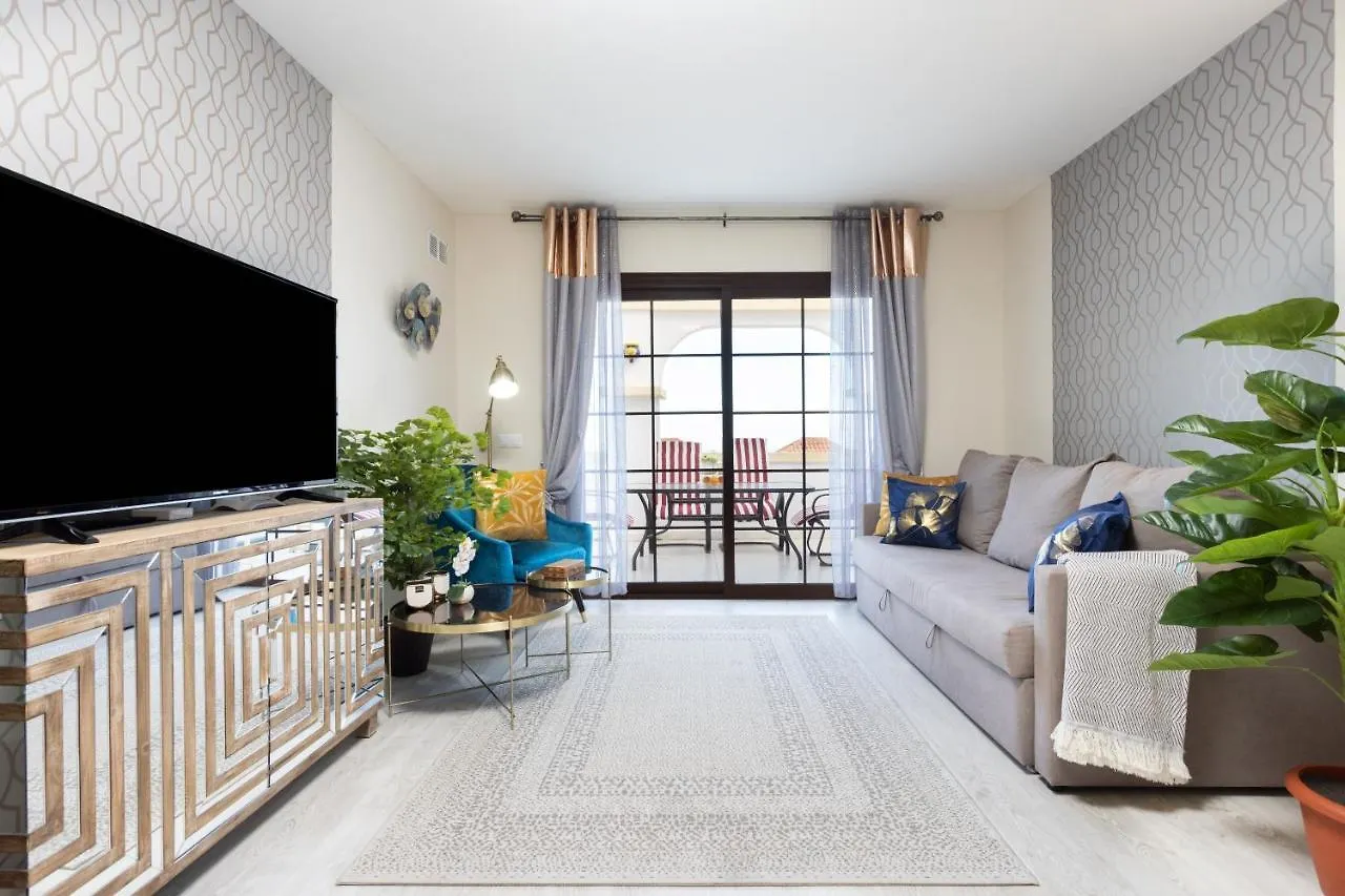 Appartamento Stylish Design With Ocean, Pool View, King Size Bed, Wifi, Smart Tv, Free Parking 2 Pools Access Costa Adeje  0*, Costa Adeje (Tenerife)