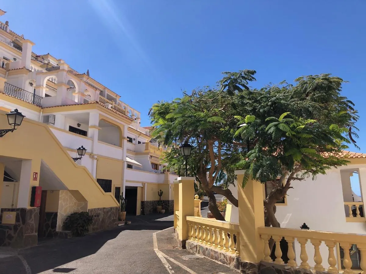 Appartamento Stylish Design With Ocean, Pool View, King Size Bed, Wifi, Smart Tv, Free Parking 2 Pools Access Costa Adeje  Spagna