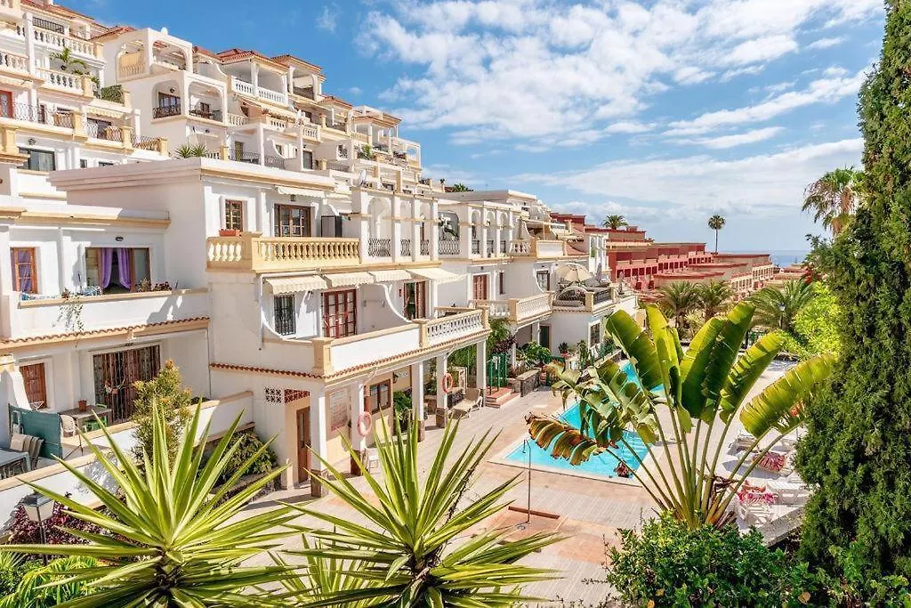 Stylish Design With Ocean, Pool View, King Size Bed, Wifi, Smart Tv, Free Parking 2 Pools Access Apartment Costa Adeje  0*, Costa Adeje (Tenerife) Spain